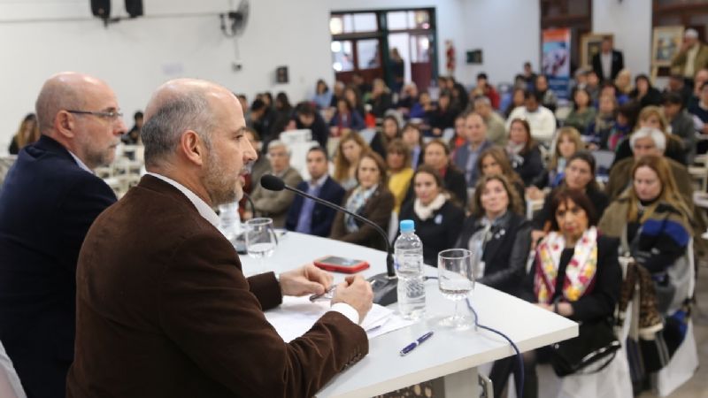 La UNCA profundiza su compromiso social