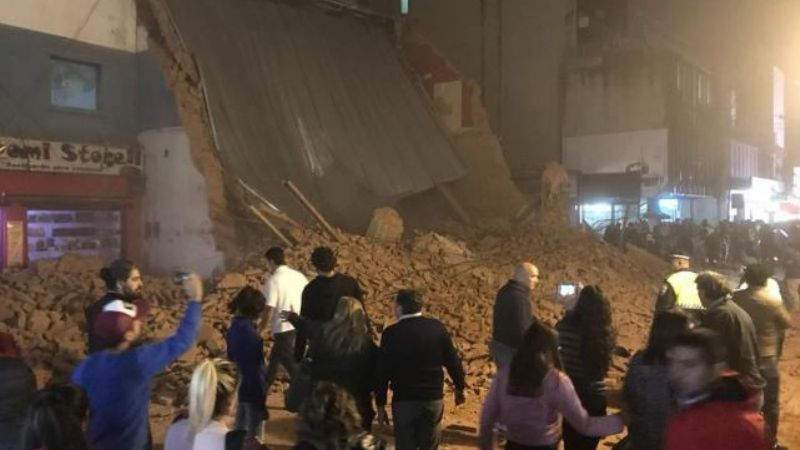 Tucumán: al menos dos muertos en el derrumbe de un ex cine