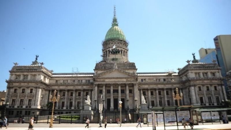 Diputada provincial expone en el debate por el aborto legal