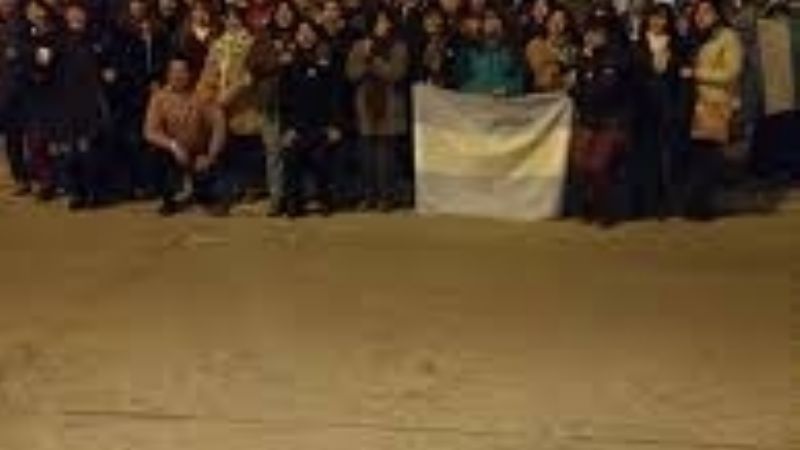 “Esperando el 25” en Andalgalá