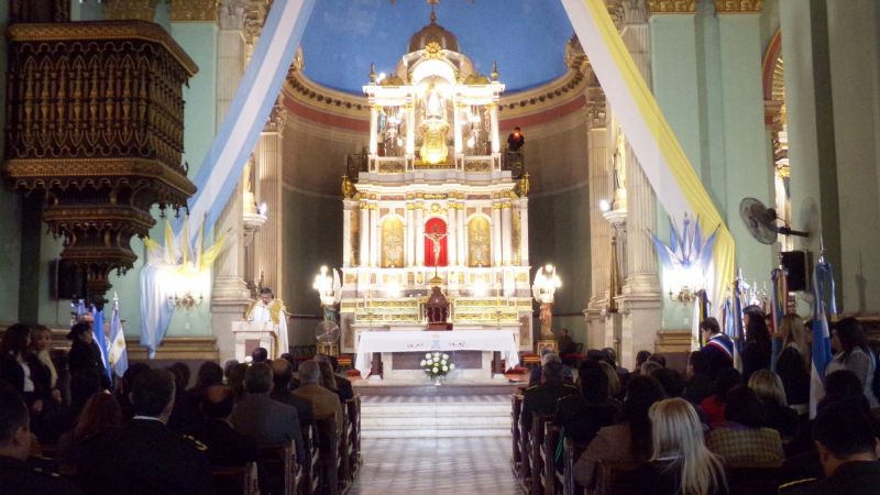 A los pies de la Virgen del Valle, los catamarqueños pidieron por la Patria