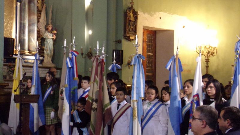 A los pies de la Virgen del Valle, los catamarqueños pidieron por la Patria