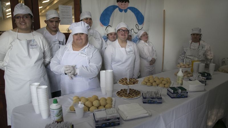 Alumnos de APANE se lucieron con el desayuno en el Congreso de Extensión