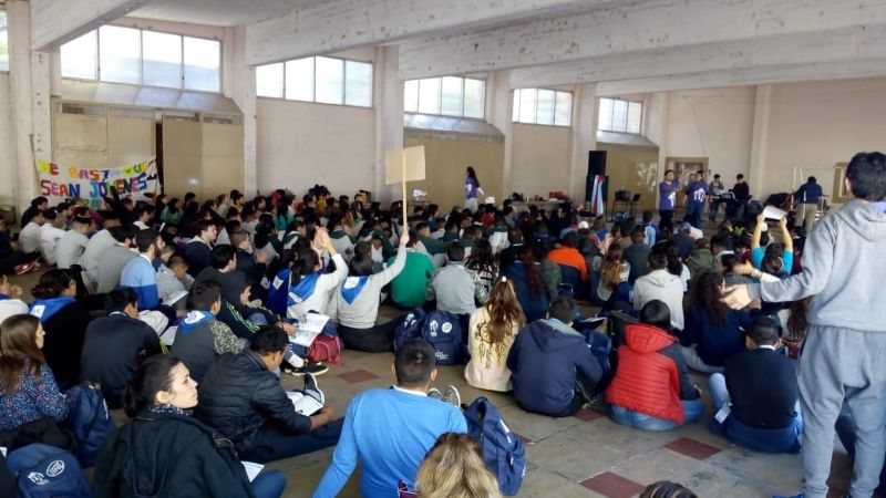 Más de 18.000 jóvenes peregrinaron con un “Sí a la vida” en el día de la Patria