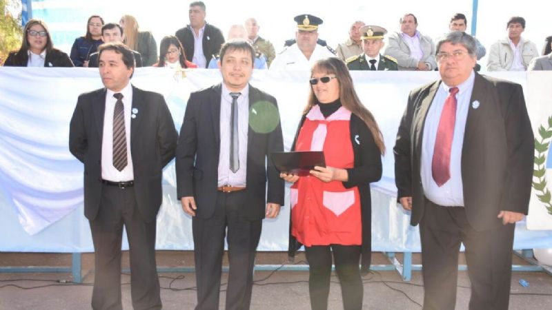 Aportes a escuelas de Tinogasta