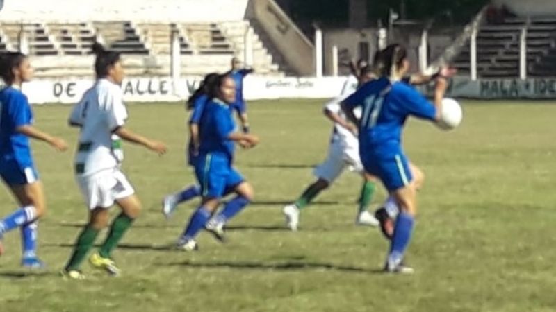 La Tercena venció a Obreros y es más líder en el F. Femenino