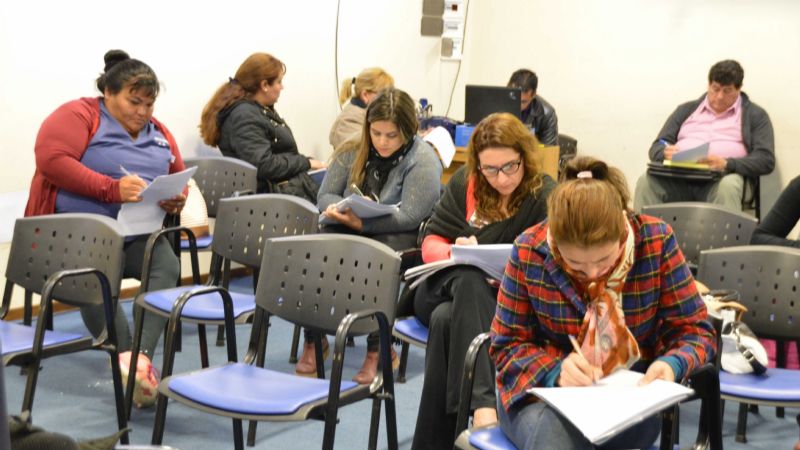 Evaluaron a los asistentes a la capacitación de atención al público