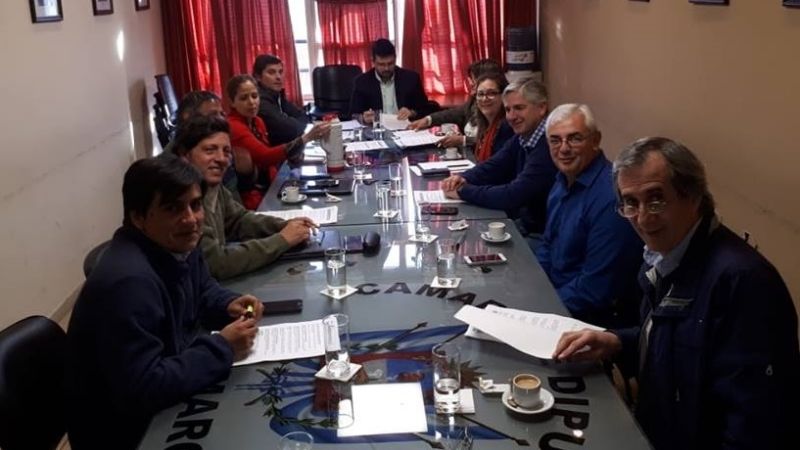 Diputados: Servicios Públicos dio despacho a proyectos