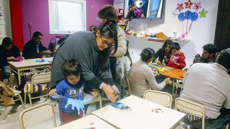 Niños y padres del Jardín de Senado participaron de un taller de manualidades