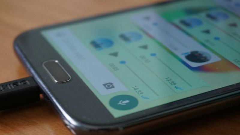 ¿Cómo hacer para escuchar los audios de WhatsApp antes de mandarlos?