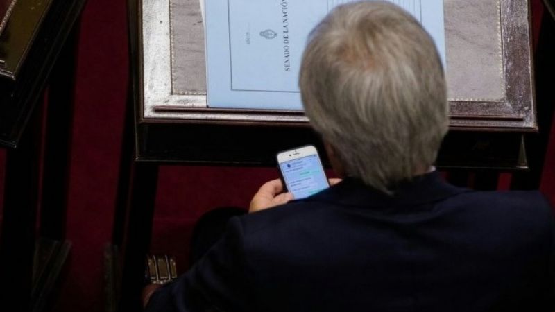 Pinedo y un chat incómodo