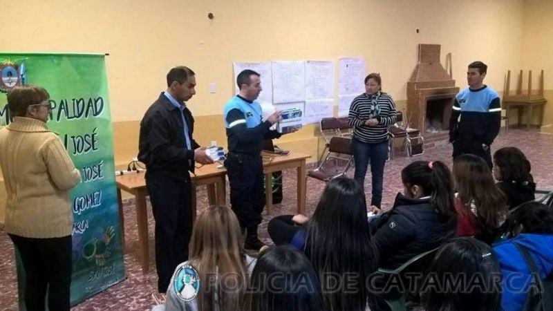 Charlas de Seguridad Vial en escuelas de Santa María