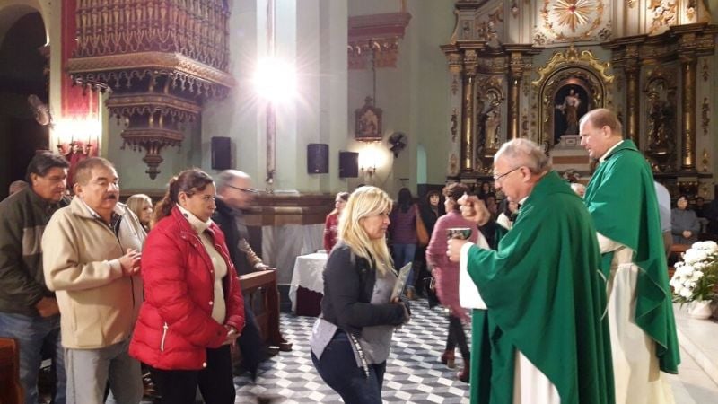 El Obispo celebró su aniversario sacerdotal a los pies de la Virgen
