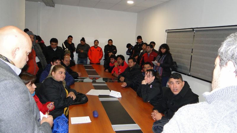 El Gobierno ofreció asistencia a los despedidos de Calzados Catamarca