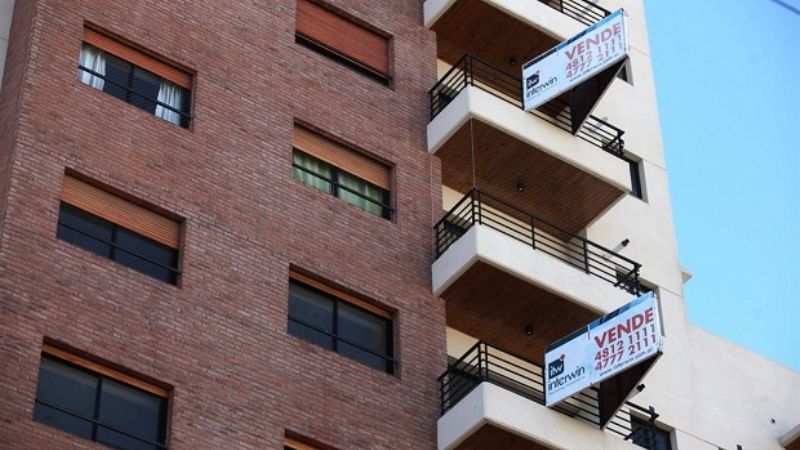 Por suba del dólar, se necesitan $246.000 más que hace 10 días para comprar un departamento