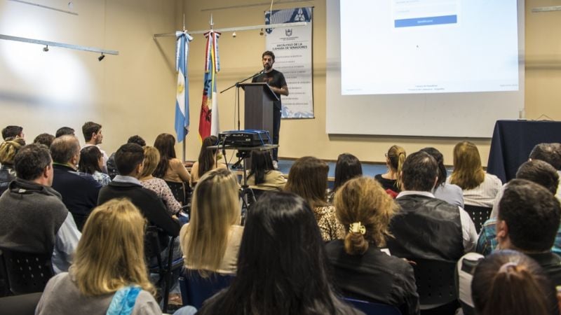 El Senado capacitó a empleados en el manejo de un nuevo sistema de leyes