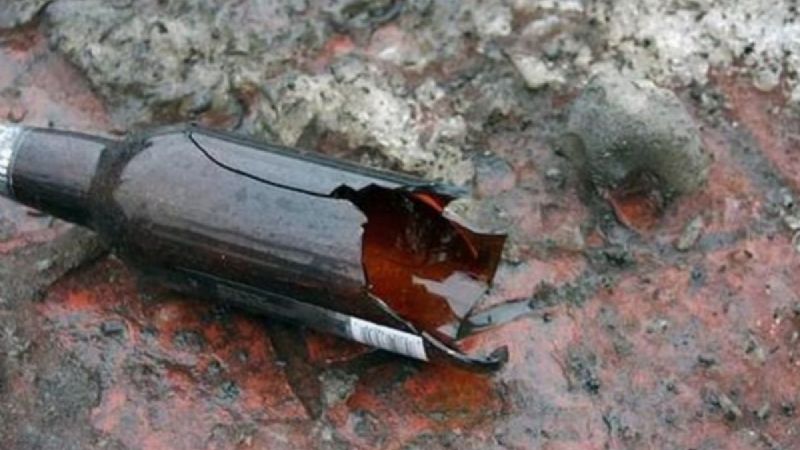 Lo atacaron de un botellazo a la salida del boliche