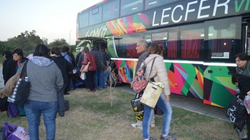 Abuelos sanjoseños disfrutan en el CIIC