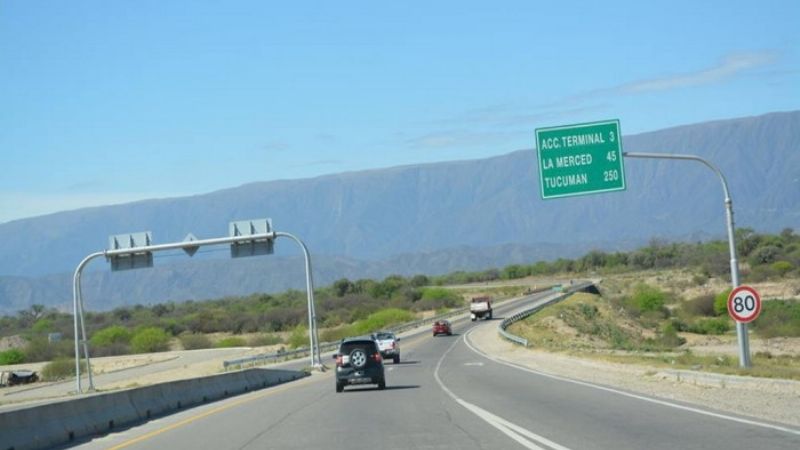 Mujer herida tras caer de la moto en la Circunvalación