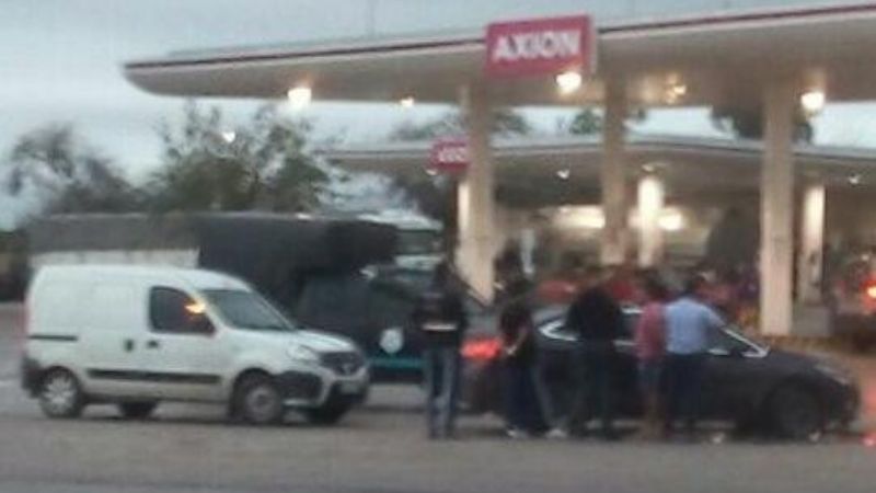 Fuerte operativo policial en estación de servicios de Recreo