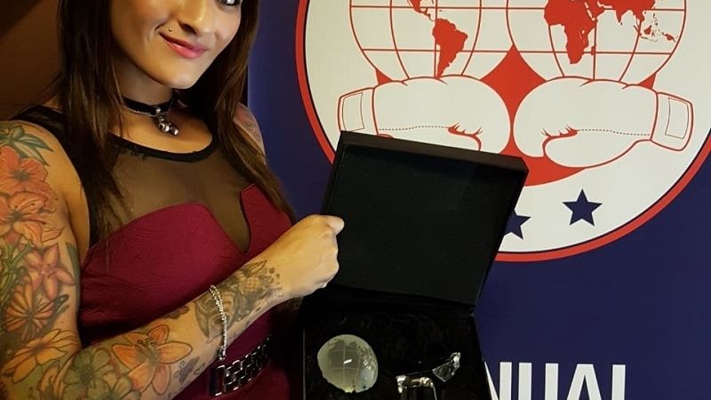 “La Gurisa” Dionicius, Mejor Boxeadora del Año FIB