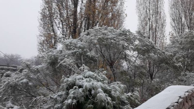 Las postales de Belén vestido de blanco