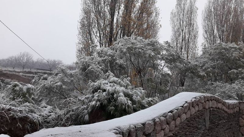 Las postales de Belén vestido de blanco