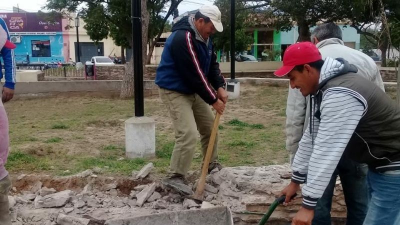 Iniciaron obra de remodelación en Plaza 25 de Mayo de Recreo