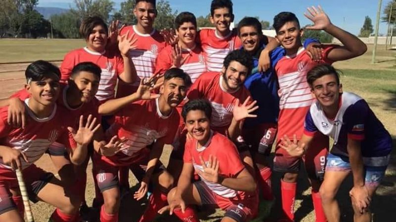 Villa Cubas, campeón en Caballeros de hockey