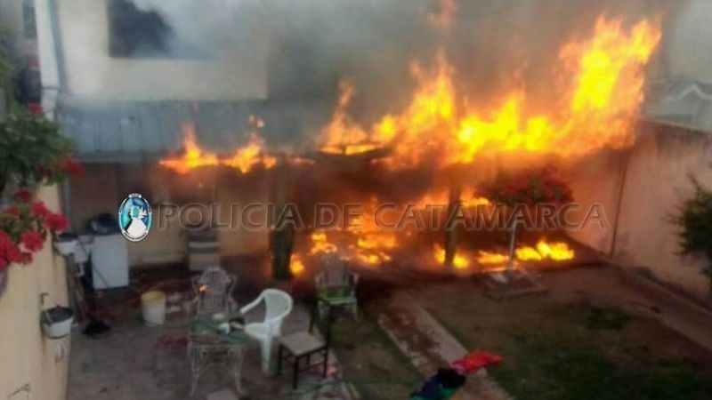 Incendio causó daños totales en una vivienda