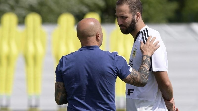 Sampaoli ya tendría los once para el debut ante Islandia