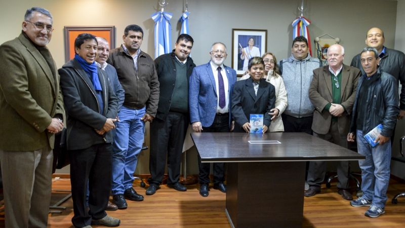 Entregaron masters discográficos a Mateo Arréguez y La Vorágine