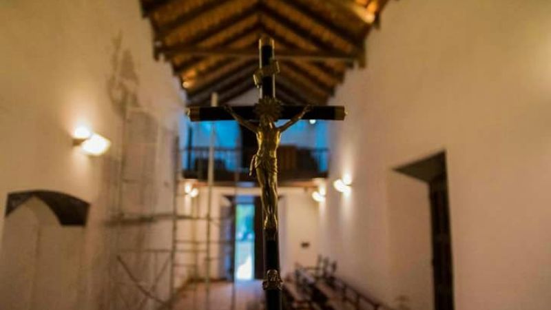 Trabajan en la restauración del templo de Santa Bárbara