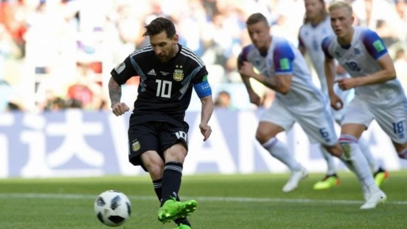 Agentina empezó con el pié izquierdo: 1-1 ante Islandia