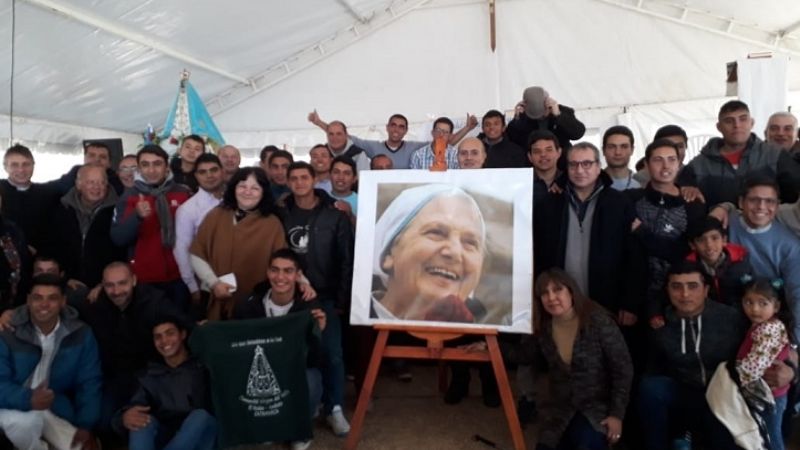 La casa para jóvenes con problemas de adicciones celebró su 1º año vida