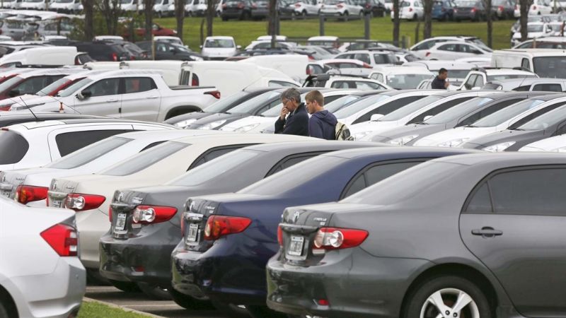 Los autos llegan con más aumentos de precios y se frenan las ventas de 0 km