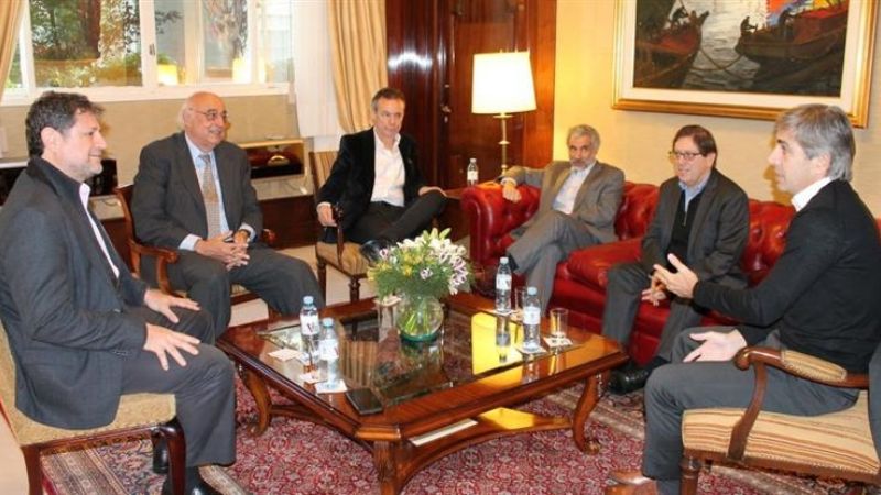 Caputo recibió a economistas