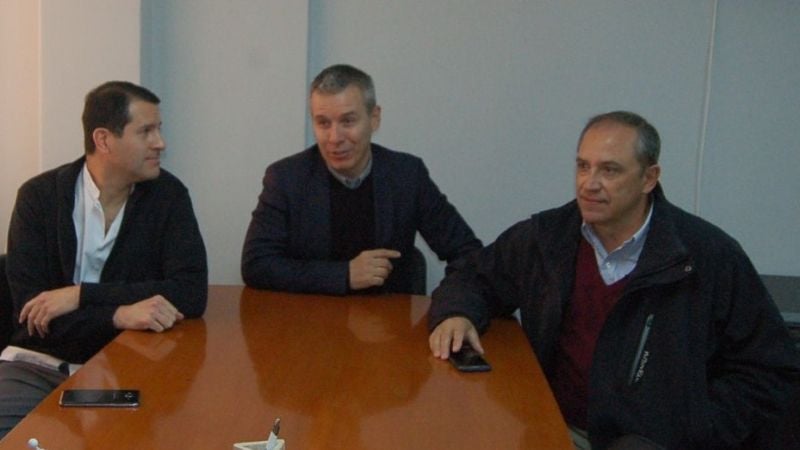 Oftalmólogos locales aclaran sobre la cirugía refractiva con láser