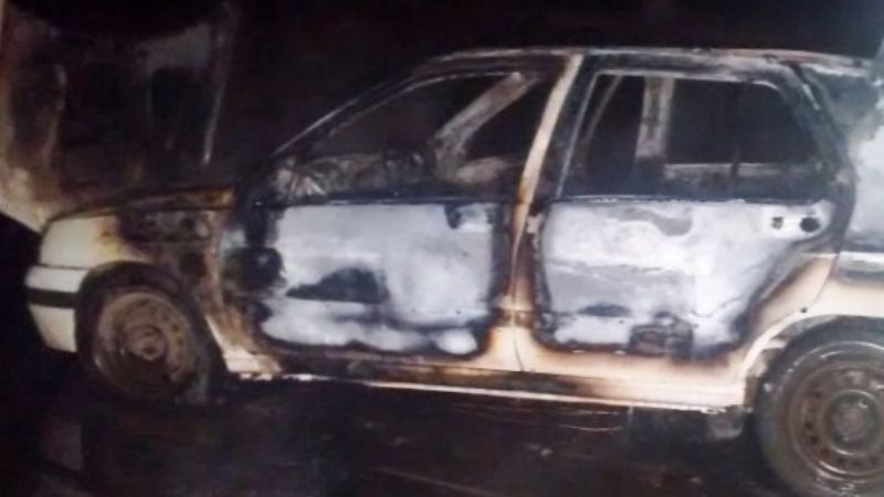 Se prendió fuego un auto