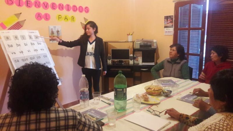 El Centro P.a.r. continúa alfabetizando en Tinogasta