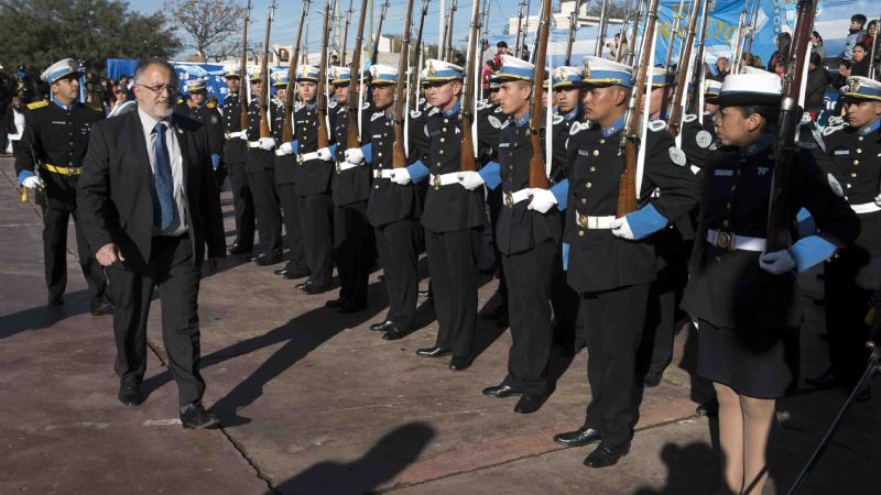 Solá Jais encabezó los actos por el Día de la Bandera
