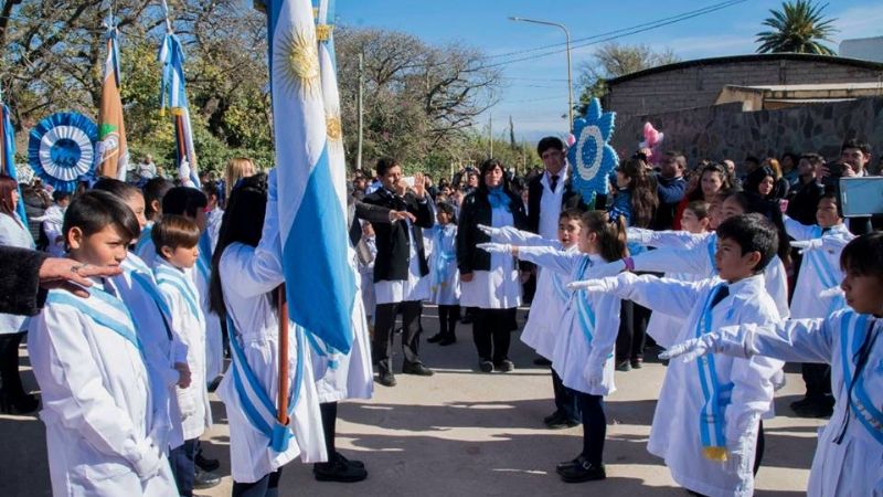 Alumnos de FME prometieron y reafirmaron su lealtad a la Bandera