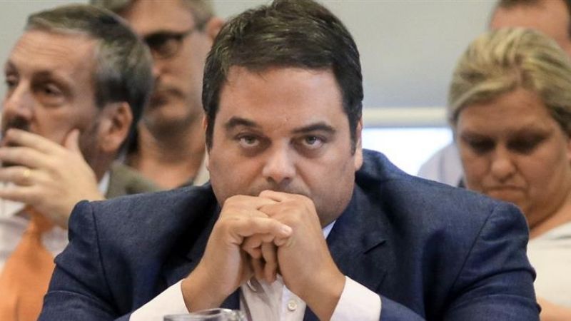 Según Triaca, el paro del lunes "no sirve para nada"