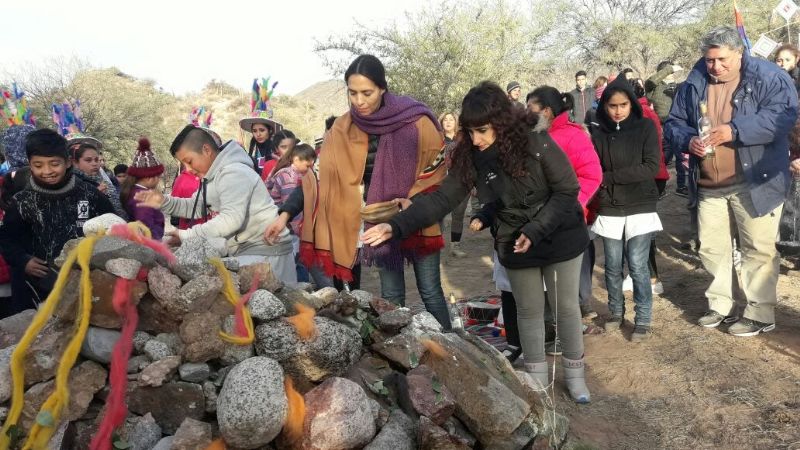 Con la ceremonia del sol, se recibió el nuevo Año Andino en el Shincal de Quimivil