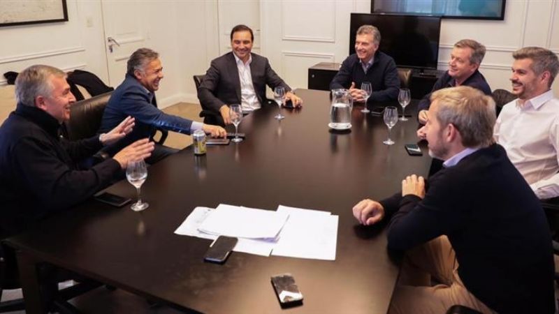 Gobernadores radicales, a la mesa chica de la Casa Rosada