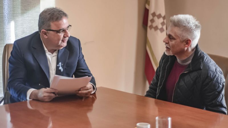 Jalil recibió al manager de "La Joya" Barrionuevo