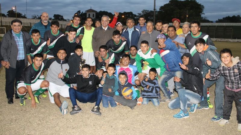 Defensores (A) y Sarmiento (B), los 3ros.  de la Superliga