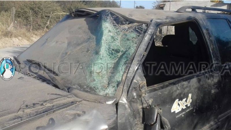 Dos menores volcaron con una camioneta en Andalgalá