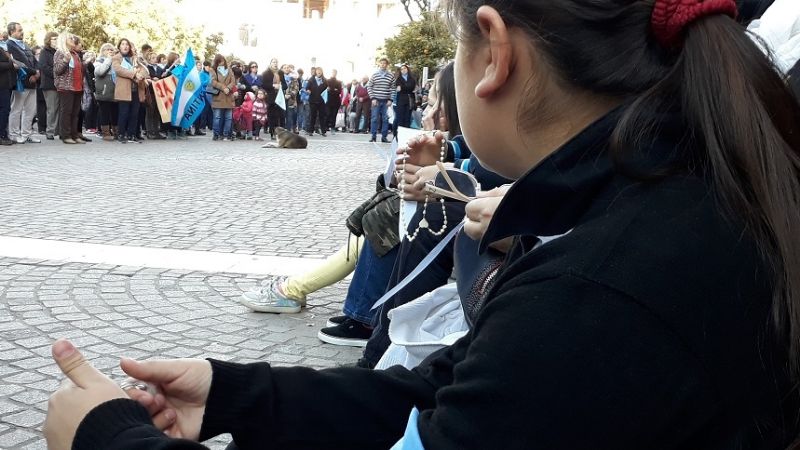 Rosario por la Vida a los pies de la Madre del Valle