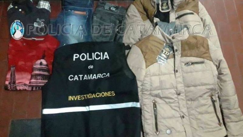 Recuperan ropa robada en un comercio del centro